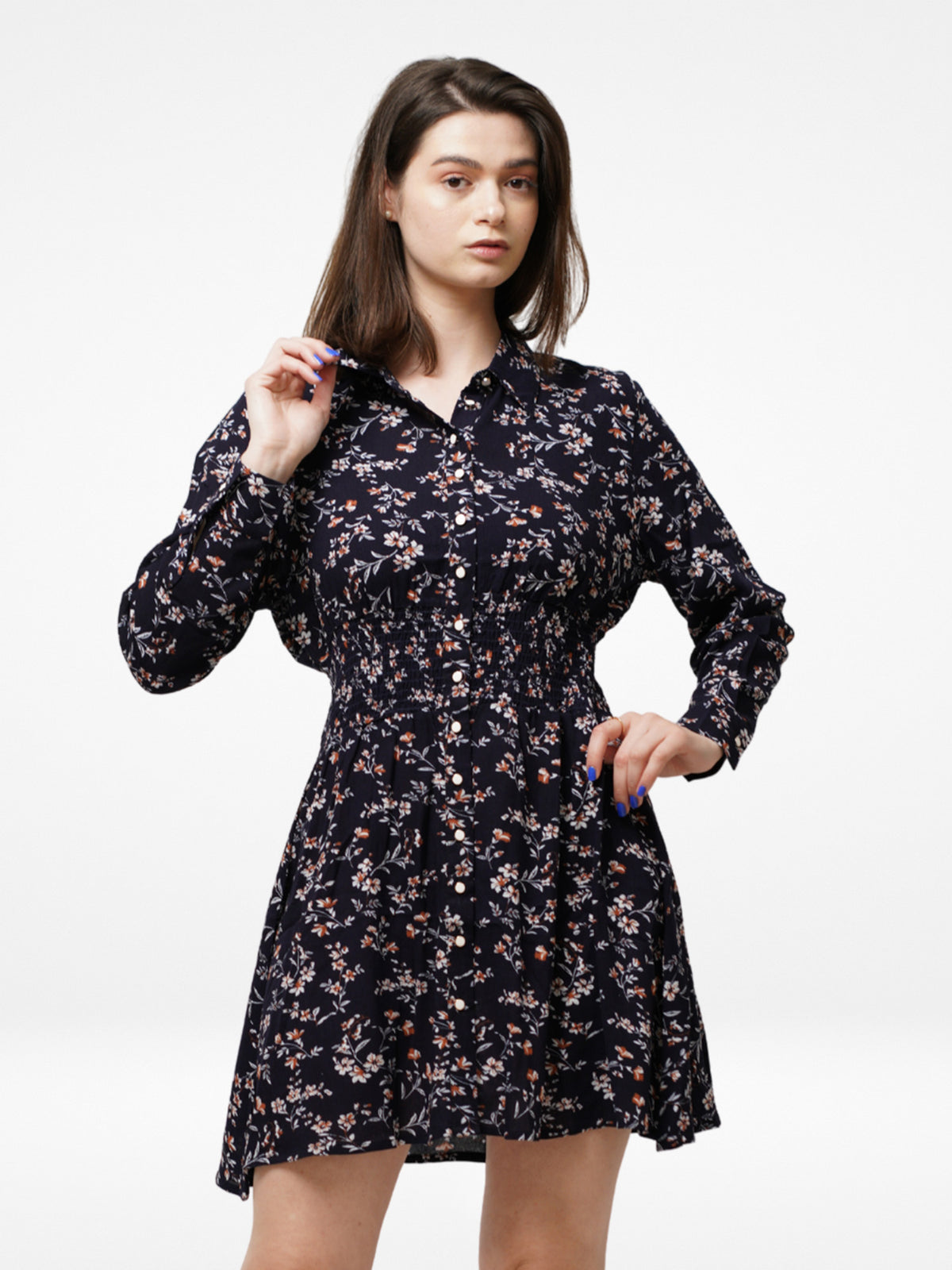 Women Regular Fit Black crape with floral print tops