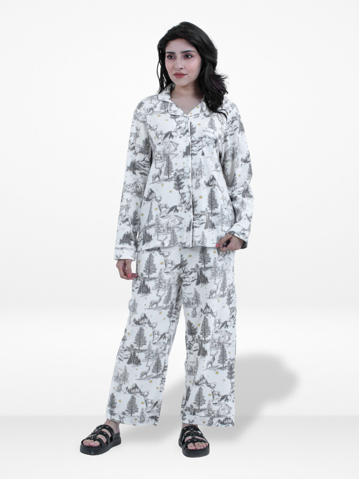 Women's All Over Christmas Tree Printed Pyjama Set – Micro Polar Fleece Long Sleeve 2-Piece Sleepwear, Soft & Warm Nightwear