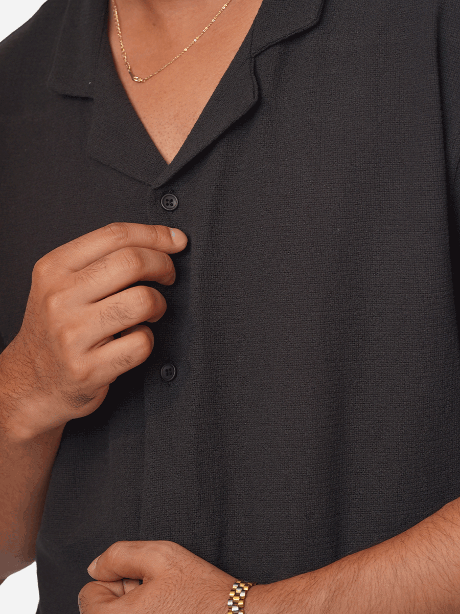 Men's Half-Sleeve Relaxed-Fit Casual Cuban Collar Shirt Black