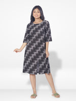 Women Black & Grey shades Printed Long Top| Black Shade-inteblu