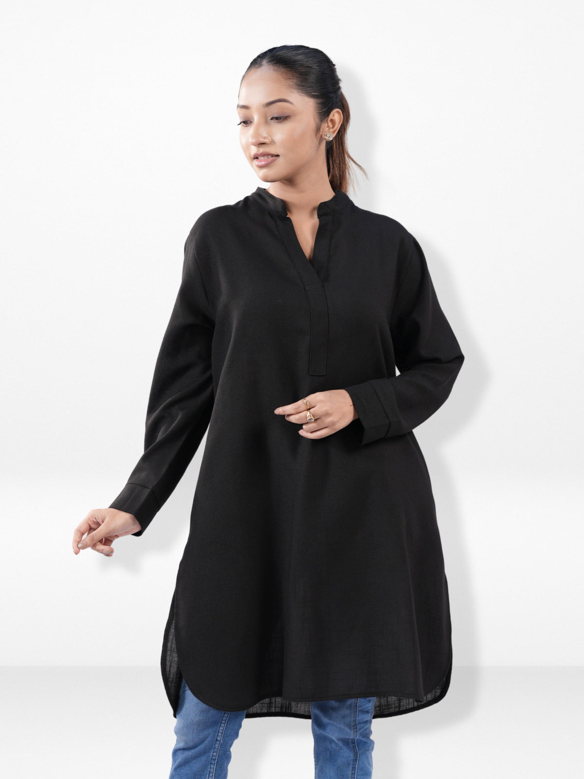 Women’s Linen Straight Fit Long Kurta – Elegant Everyday Wear | Mandarin Collar Classic Style