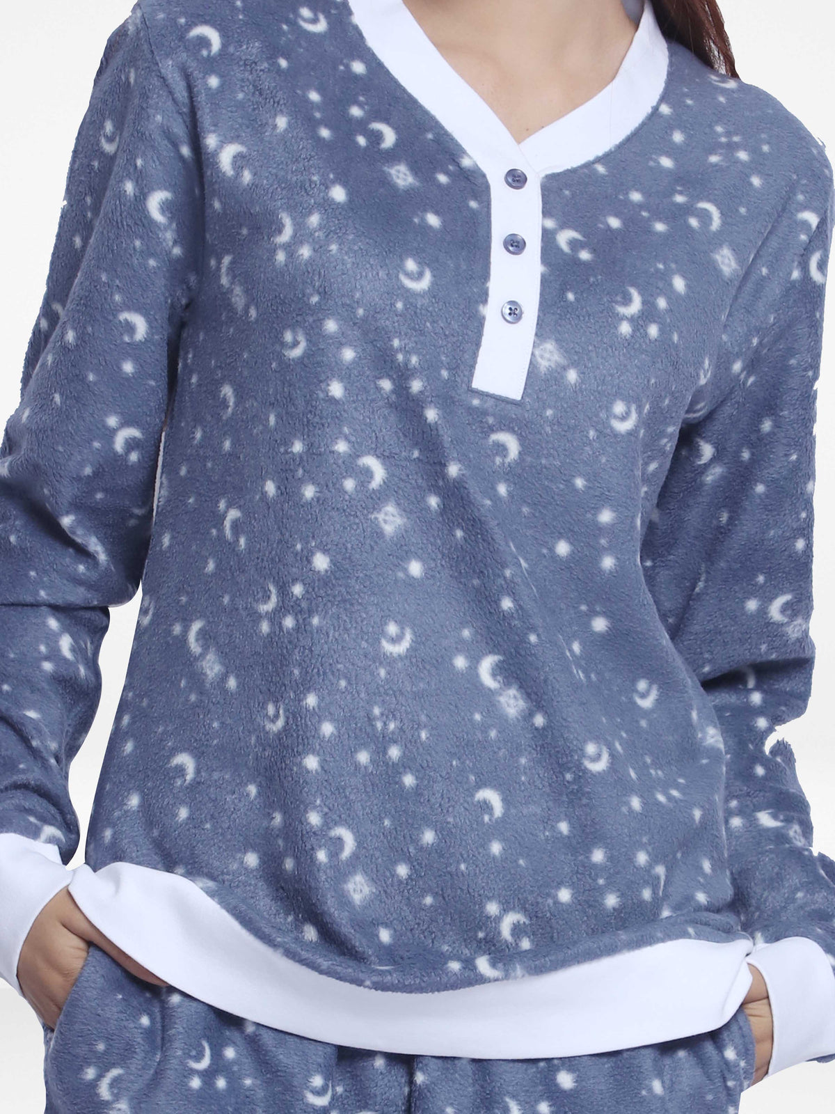 Women Micro Polar Fleece Sleepwear Long Sleeve Blue Moon Star printed Pyjama Set