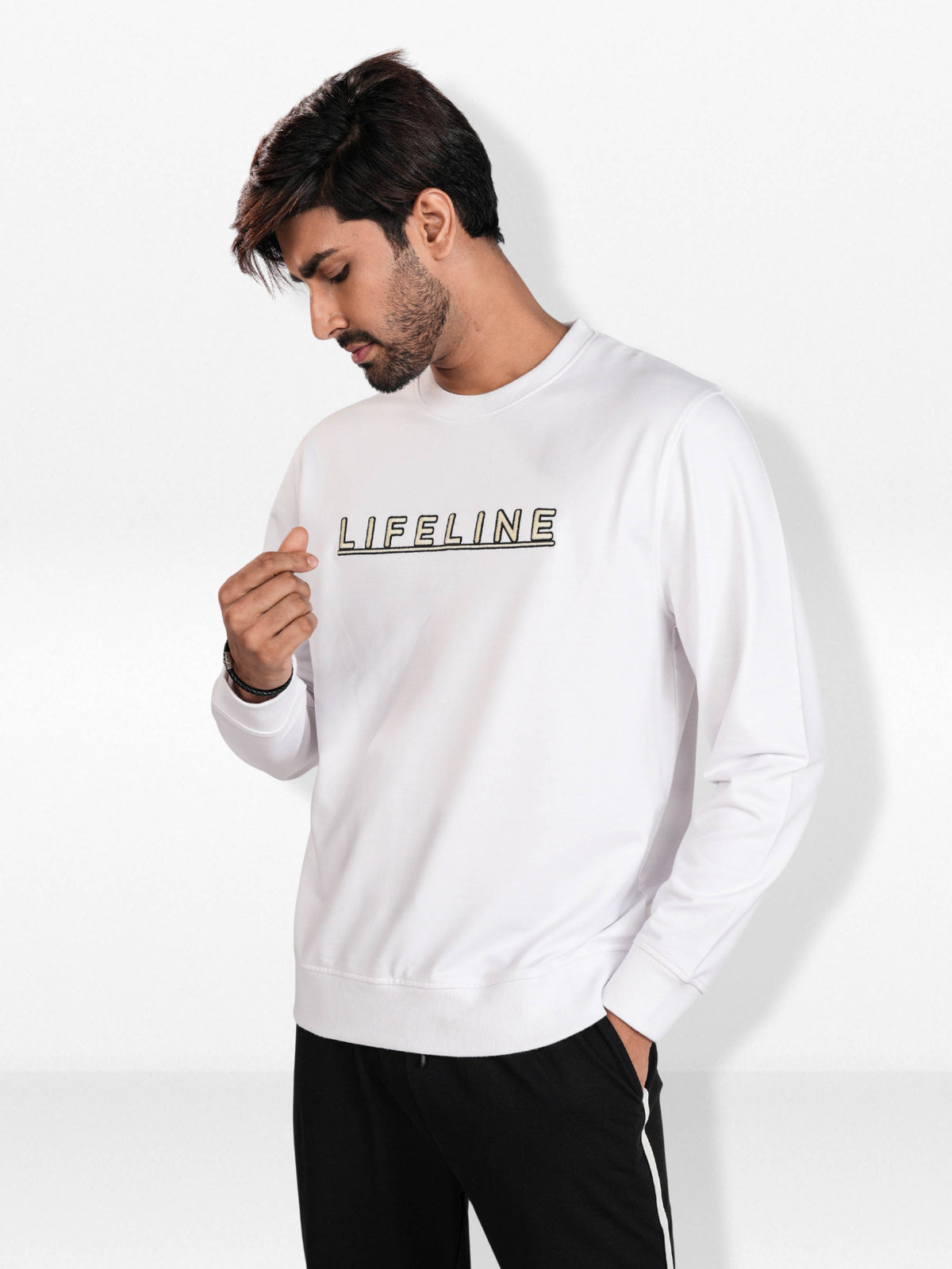 Men's Embroidered Crew Neck SweatshirtLong Sleeve | Casual Everyday Comfort Wear