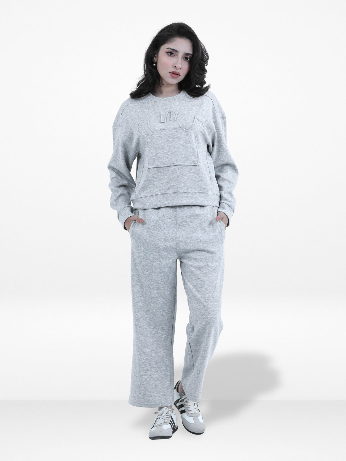 Women’s Two-Piece Sweatshirt Set – Long Sleeve Top & Jogger Pants, Comfortable & Stylish Lounge Wear