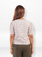 Women's Short Sleeve V-Neck T-Shirt with Elegant Lace