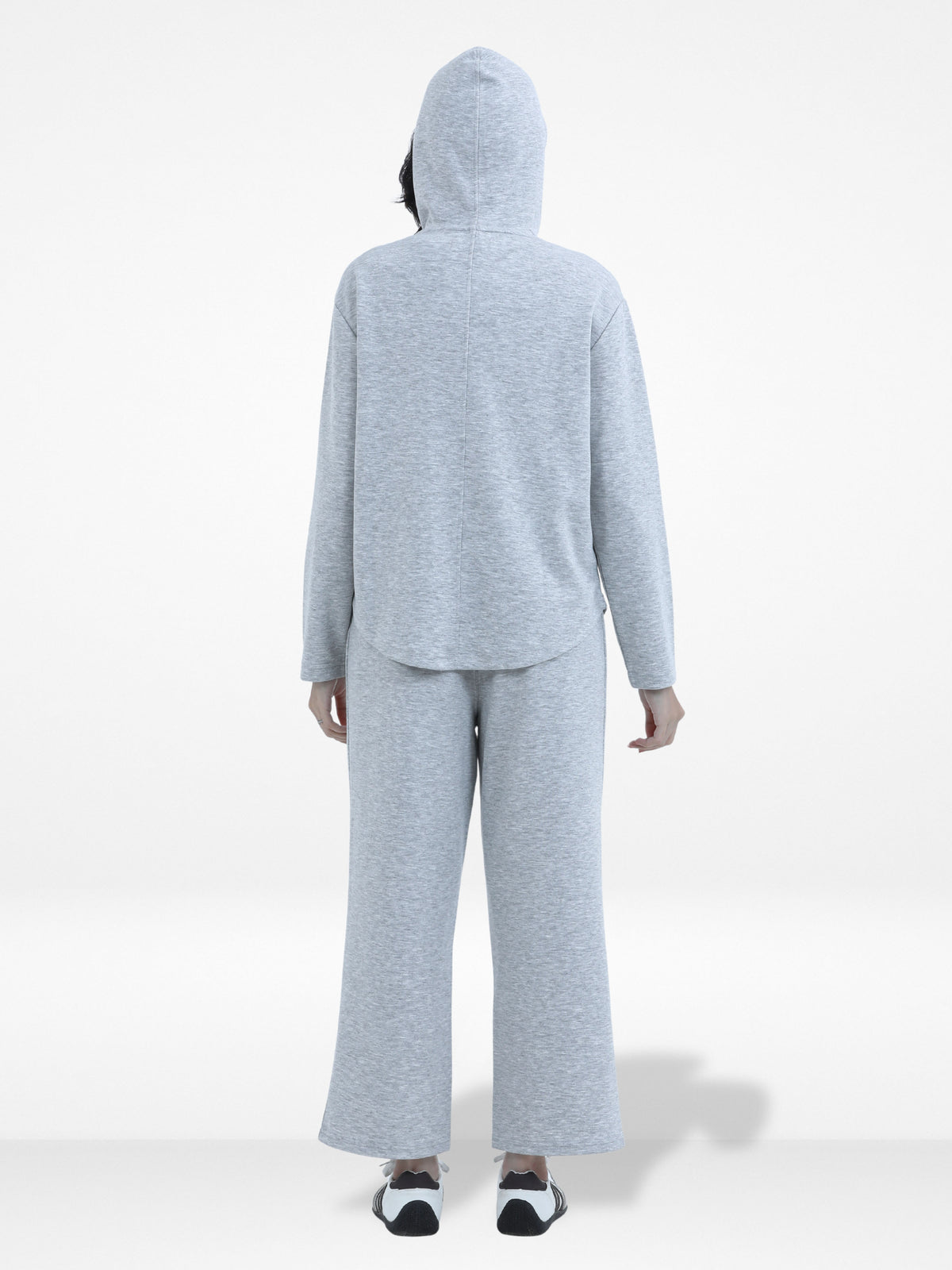 Women’s Hooded Sweatshirt – Trendy Reguler Fit Pullover & Exaggerated Sleeves | Hoodie for Effortless Everyday Style