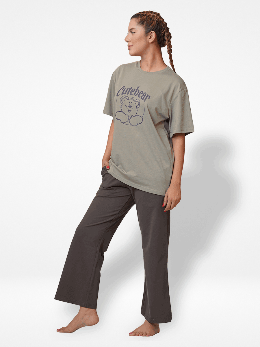 Women Cute Bear Print T-shirt with Short Sleeves and Round Neck