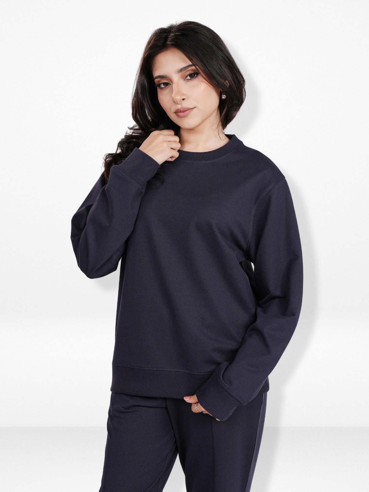 Women’s Long Sleeve Solid Sweatshirt – Casual Comfortable Pullover | Simple Everyday Style Top