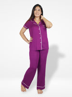 Women's Solid Color Notch collar Sleepwear Set.