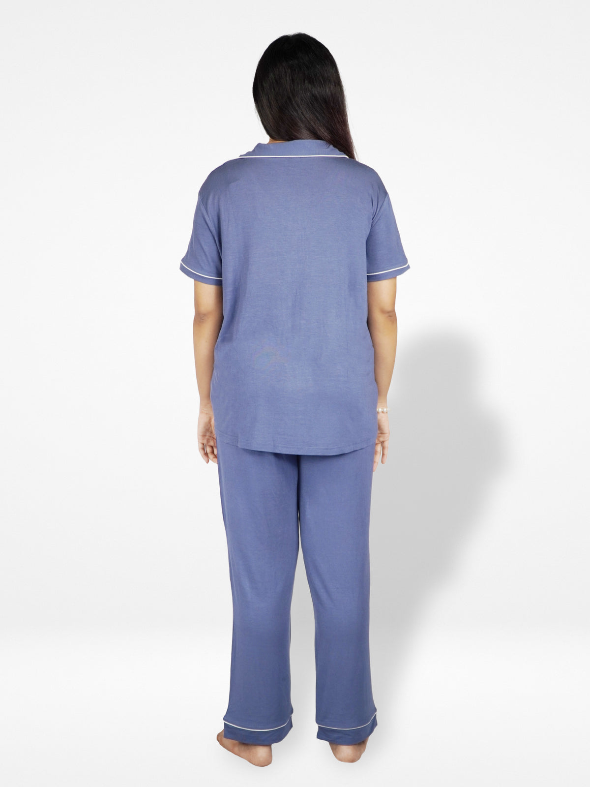 Women's Solid Color Notch collar Sleepwear Set.