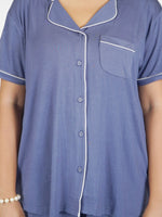 Women's Solid Color Notch collar Sleepwear Set.