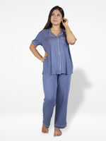 Women's Solid Color Notch collar Sleepwear Set.