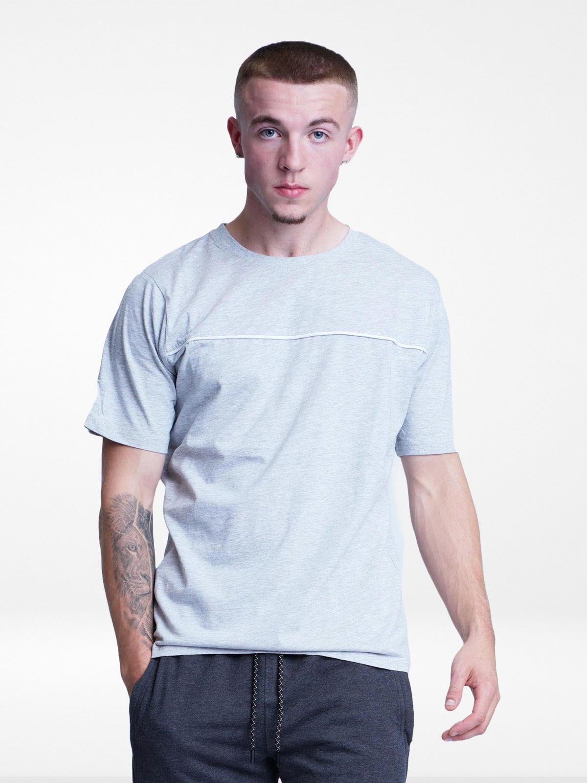Men's Regular Fit T-shirt.