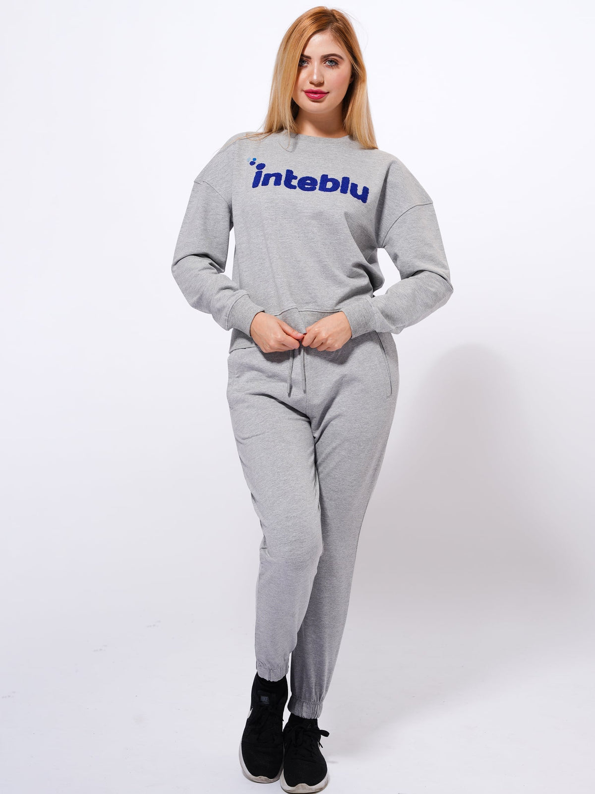 Women Sweatshirt & Joggers Set on Cotton Fabric - inteblu