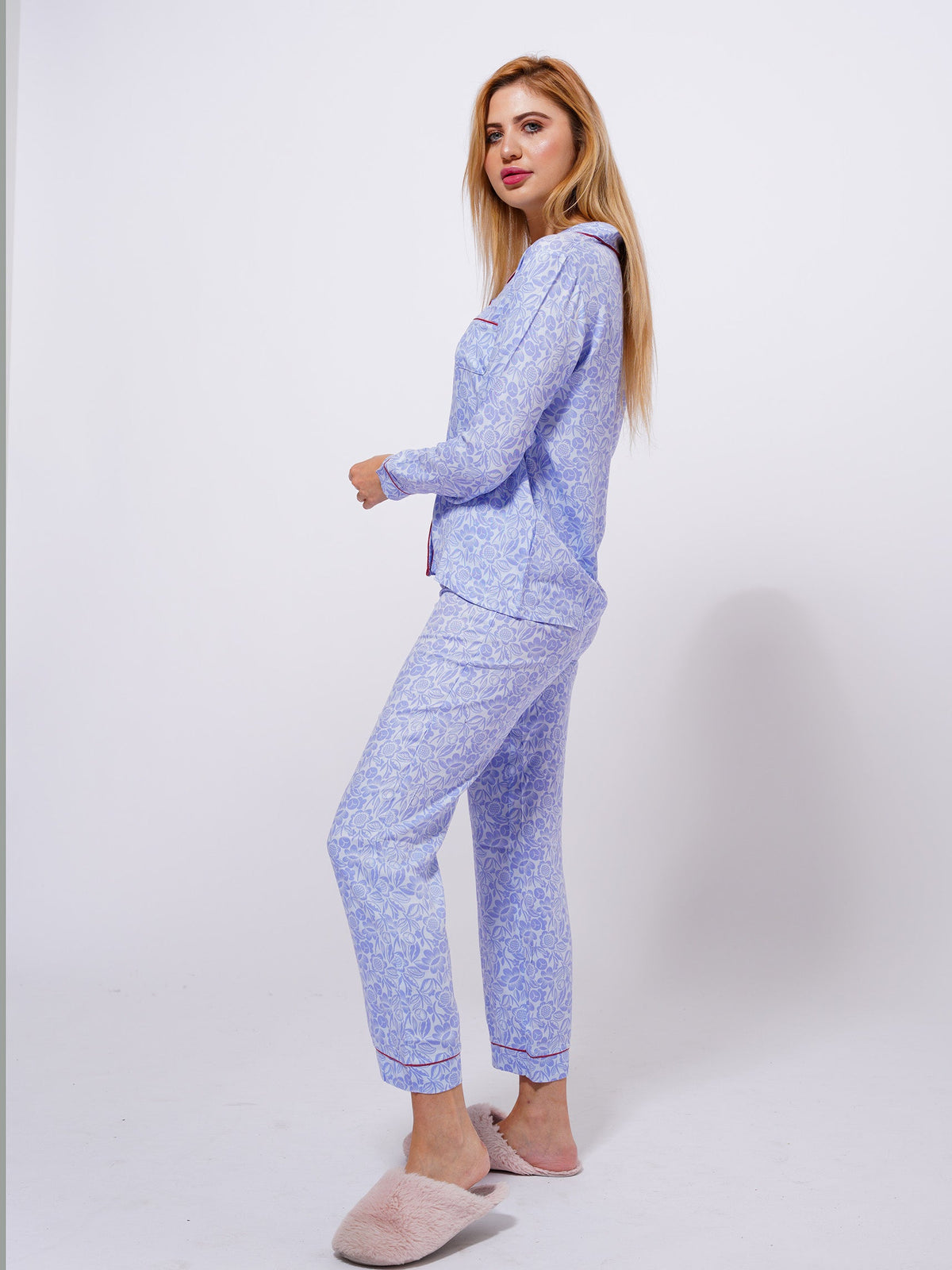 Women's viscose Printed Blue Floral Night Suit Set of Shirt & Pyjama, Night wear Dress - inteblu