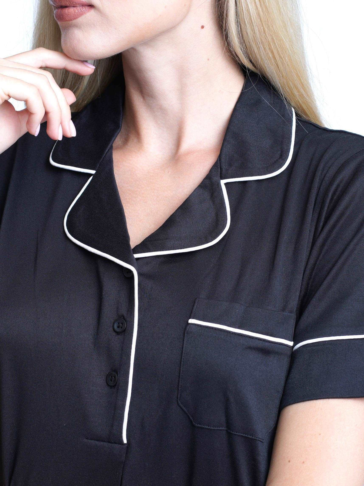 Women notch collar short-sleeve black long top with white piping - inteblu