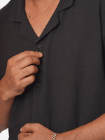 Men's Half-Sleeve Relaxed-Fit Casual Cuban Collar Shirt Black
