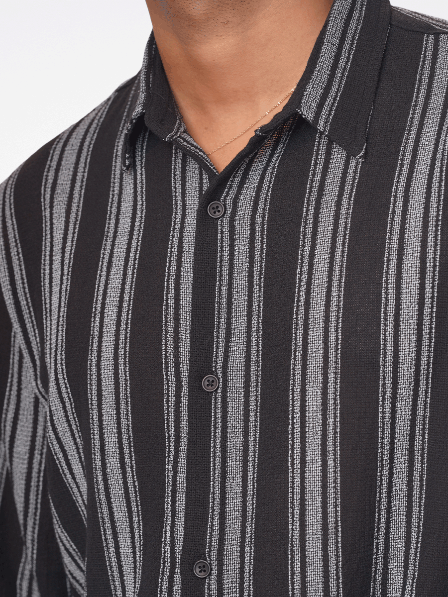 Men's Relaxed-Fit full-Sleeve Casual Shirt Black Stripes