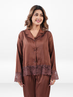 Women’s Satin Bridal Lounge Set – Luxury Silky Pajamas | Party Ready Sleepwear for Bride & Wedding Events