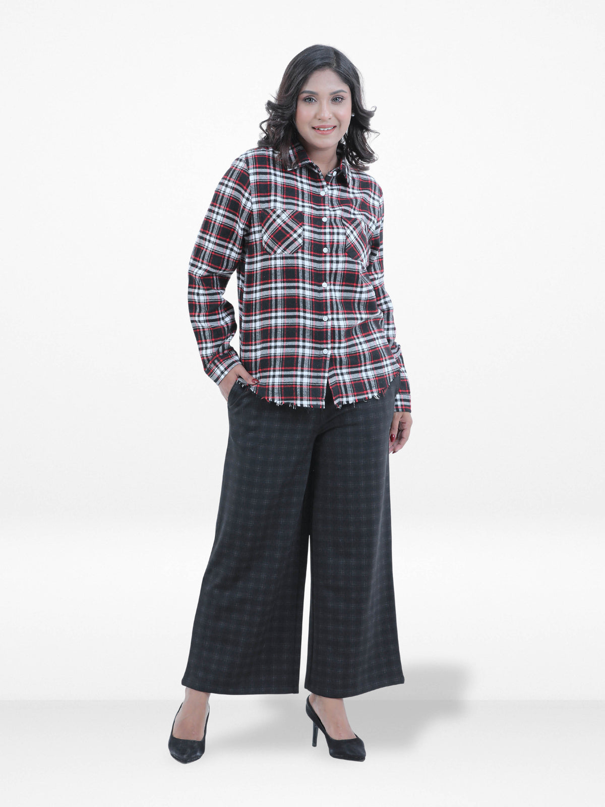 Women’s Plaid Distressed Flannel ShirtFlannel Shirt – 100% Cotton Long Sleeve Button-Down Checkered Shirt | Relaxed Fit Casual Top for Everyday Comfort