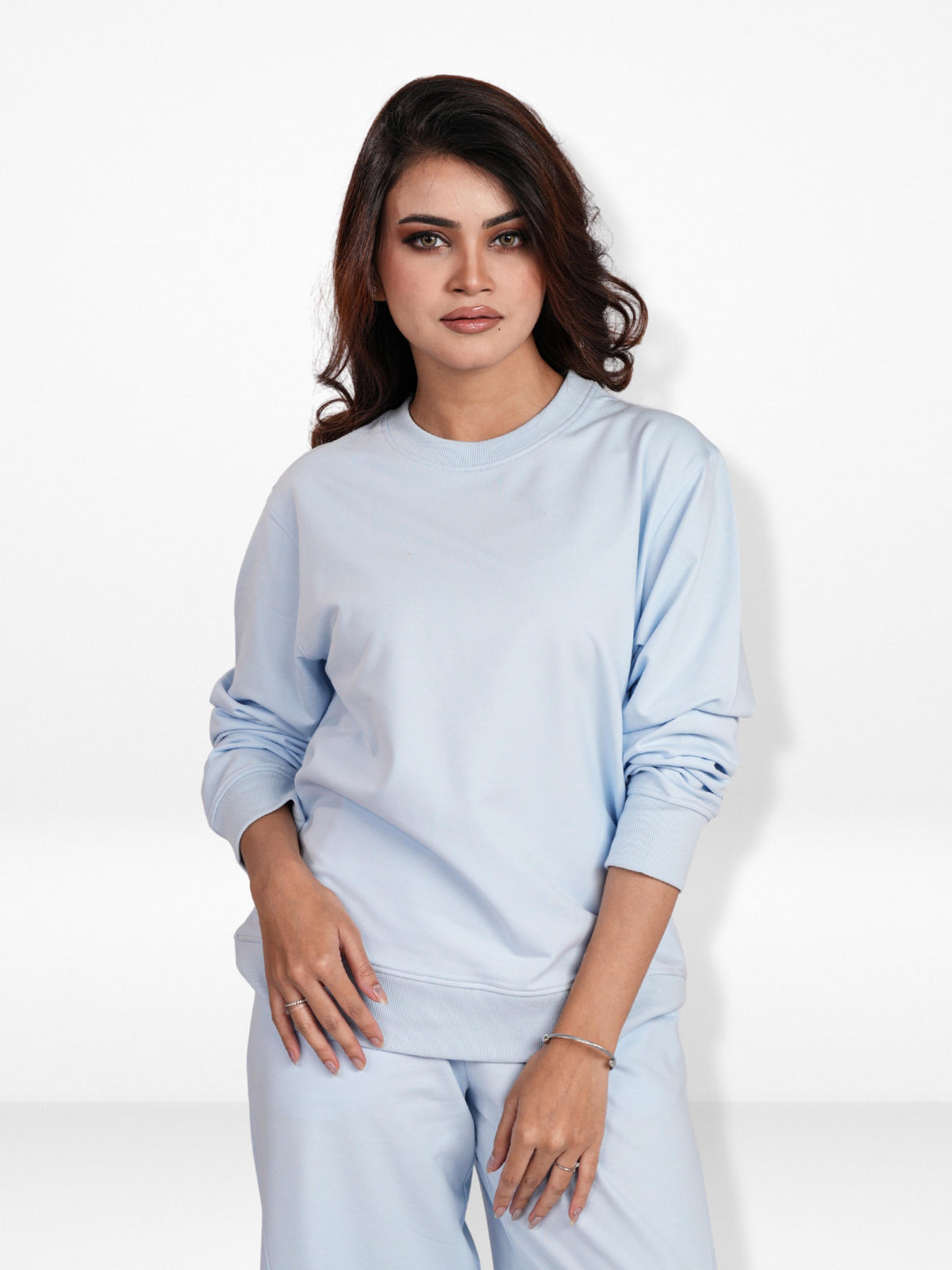 Women’s Long Sleeve Solid Sweatshirt – Casual Comfortable Pullover | Simple Everyday Style Top