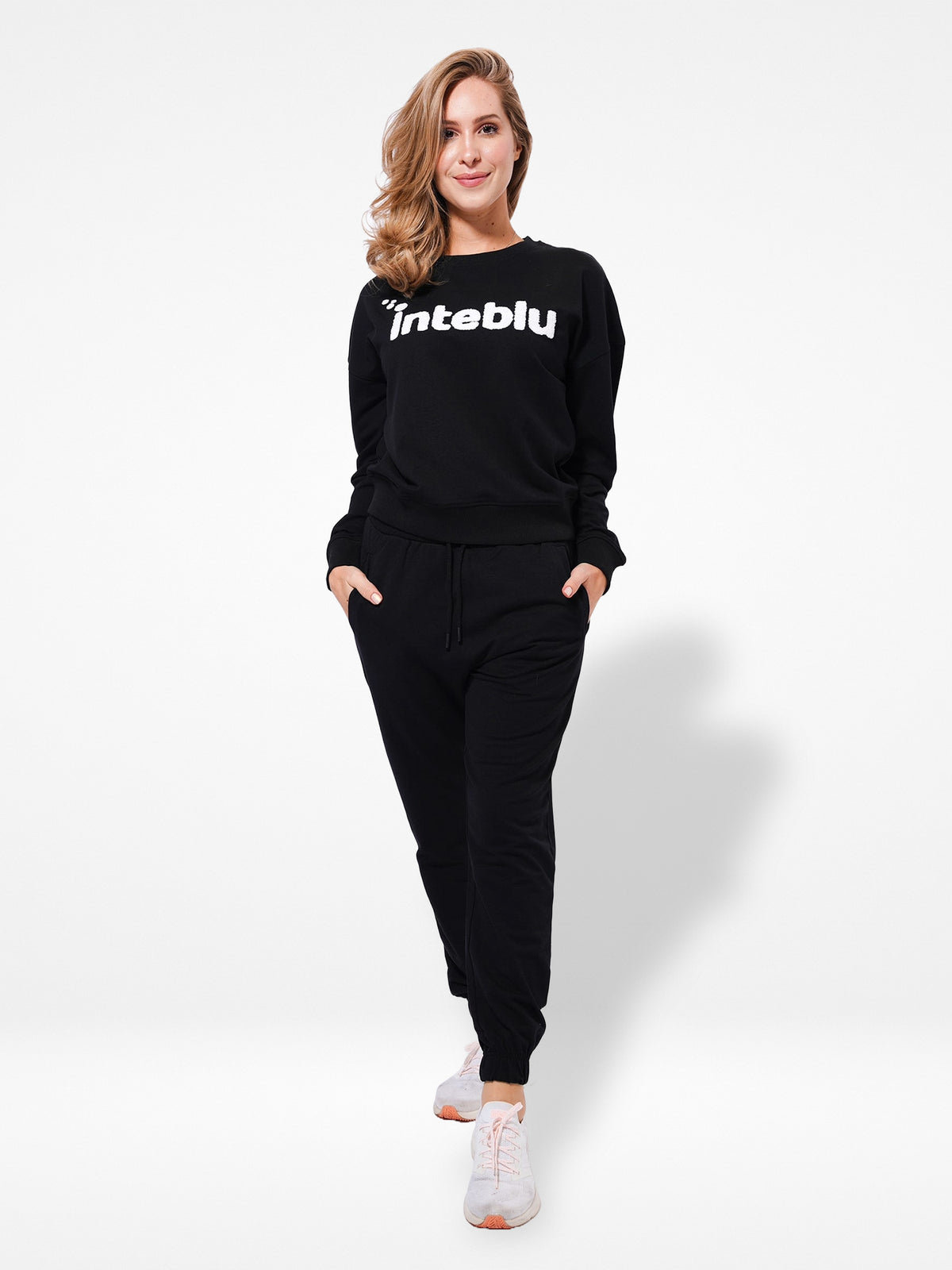 Women Sweatshirt Joggers Set