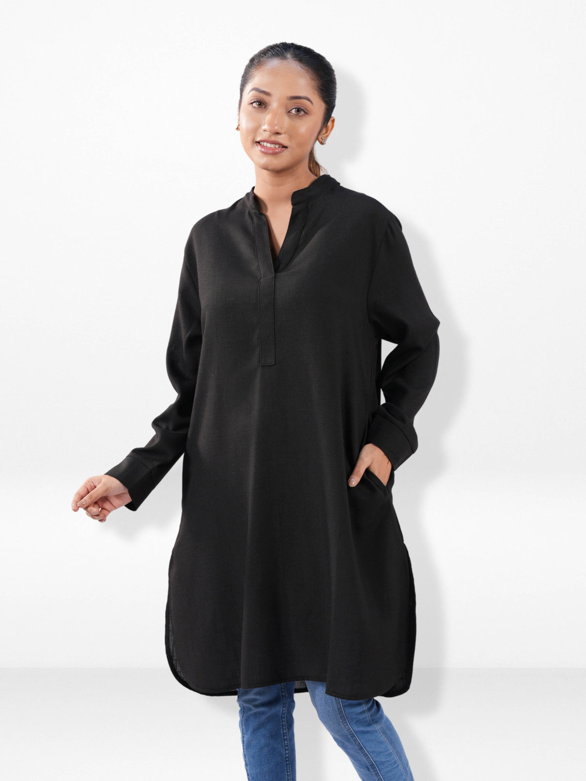 Women’s Linen Straight Fit Long Kurta – Elegant Everyday Wear | Mandarin Collar Classic Style