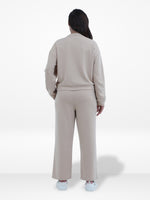 Women’s Two-Piece Sweatshirt Set – Long Sleeve Top & Jogger Pants, Comfortable & Stylish Lounge Wear