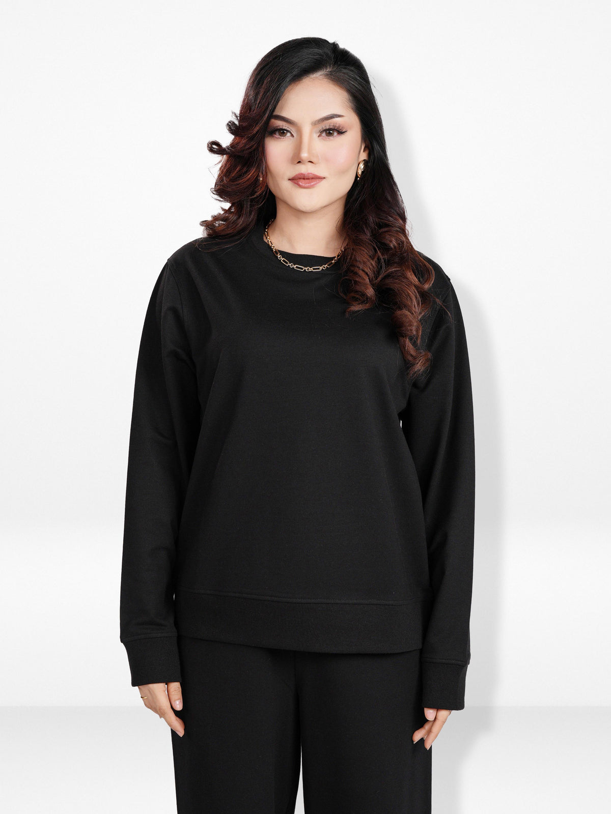 Women’s Long Sleeve Solid Sweatshirt – Casual Comfortable Pullover | Simple Everyday Style Top