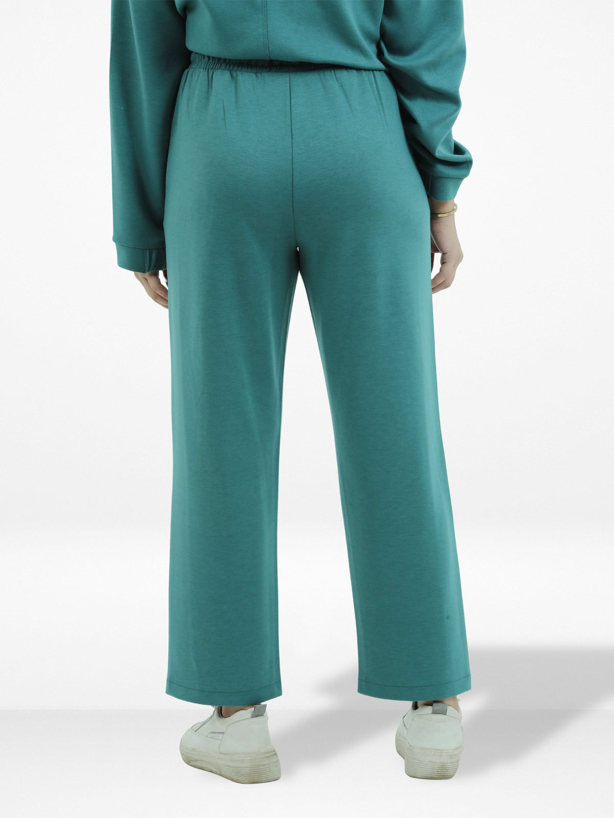 Women’s Baggy Wide Leg Sweatpants –Straight Pants ,Drawstring Waist, Two Side Pockets | Cozy Winter Lounge & Activewear