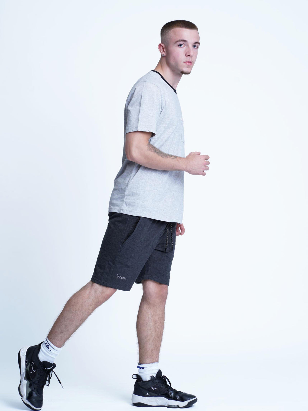 Men Regular Fit T-shirt With Chest Pocket - inteblu