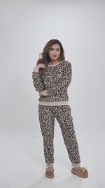 Women’s Leopard Print Pyjama Set – Long Sleeve Top & Pants, Soft Comfortable Sleepwear 2-Piece Winter Nightwear