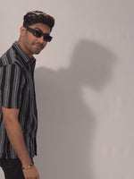 Men's Relaxed-Fit Half-Sleeve Casual Shirt Black Stripes